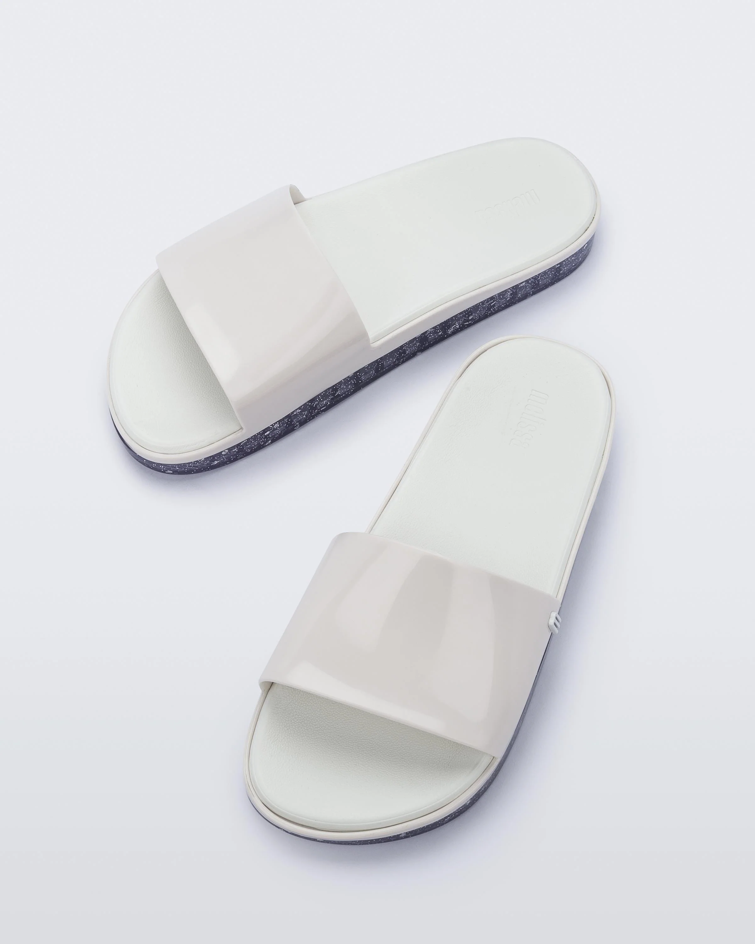 Beach - Image 4