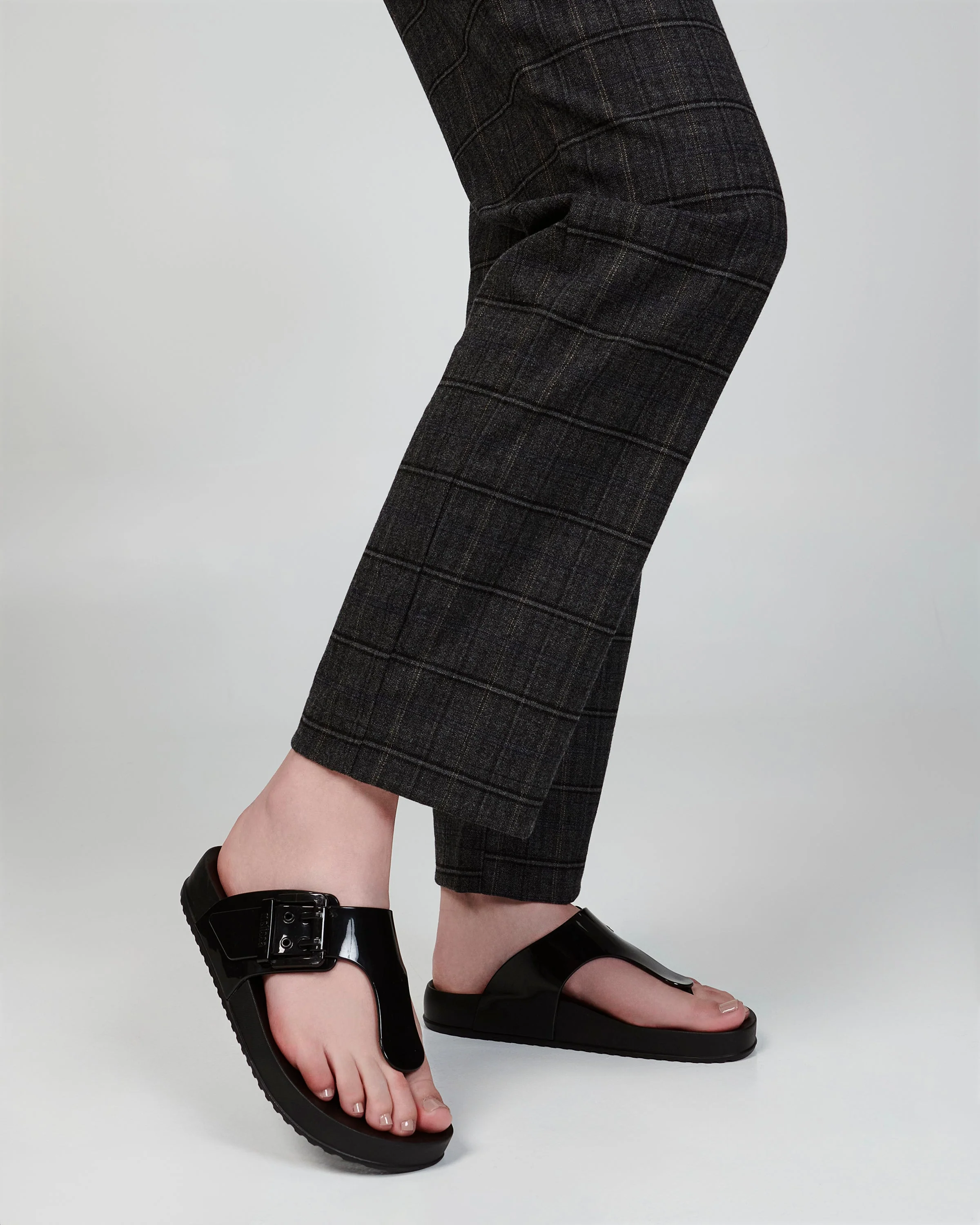 Cozy Flip Flop - Image 2