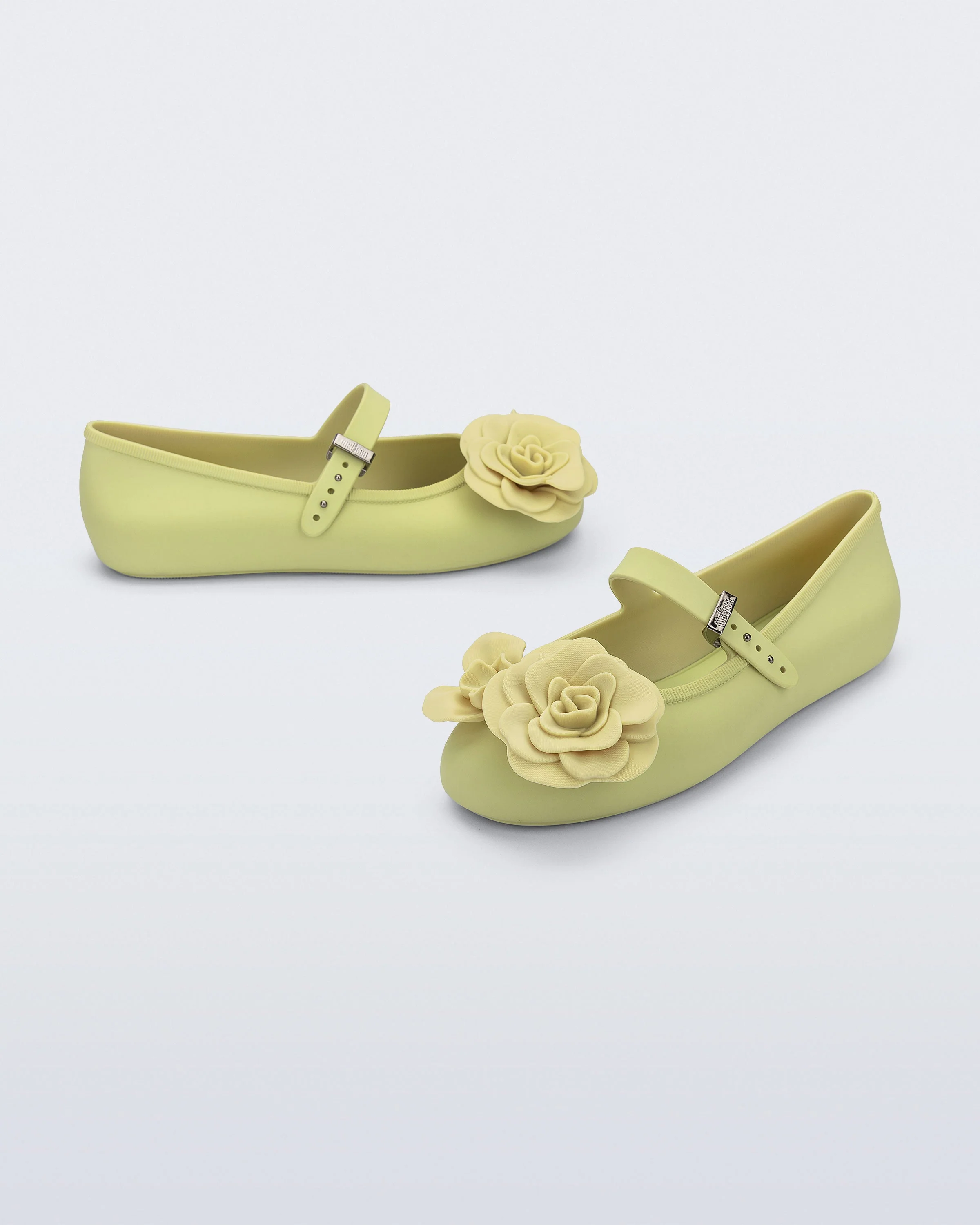 Soft Ballerina Petals - Image 4
